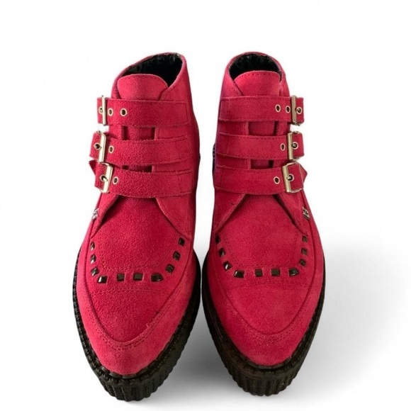 T.U.K Shoes - T.U.K Creepers A8507 Pink Ankle Boots with Buckle Straps US W 7.5 EU 38 90’s